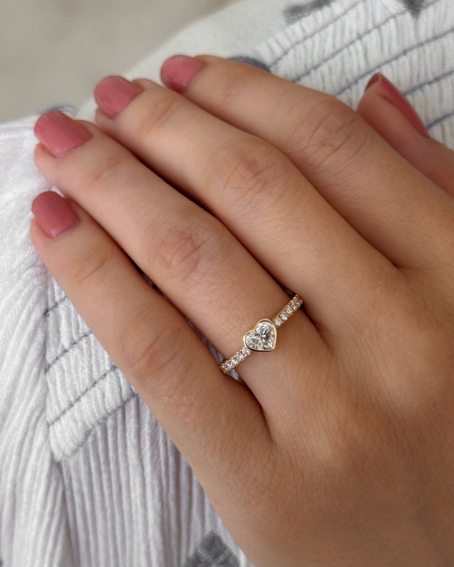 Esme Ring in Lab Grown Diamond - 18k Gold - Lynor