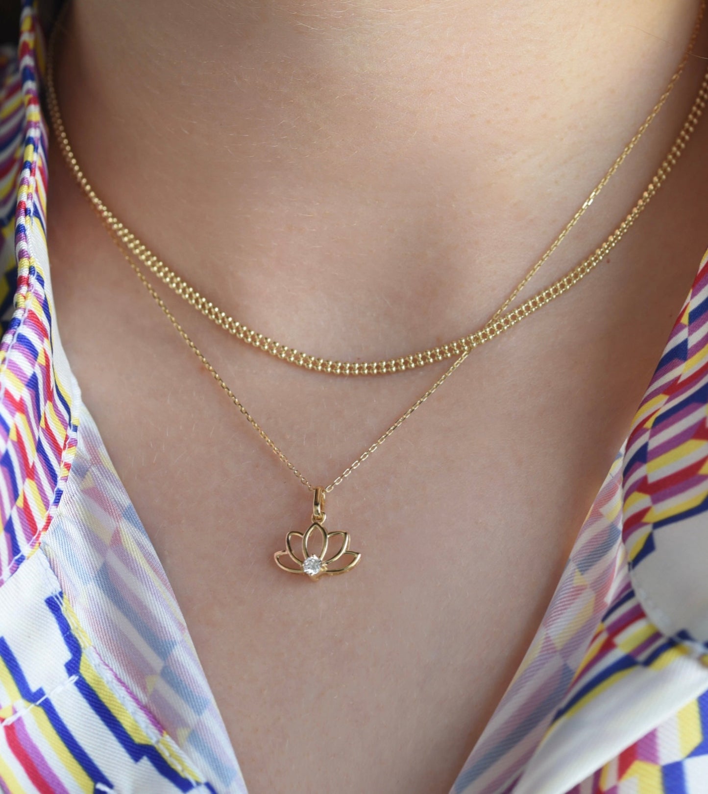 Lotus Necklace in Diamond - 18k Gold - Lynor