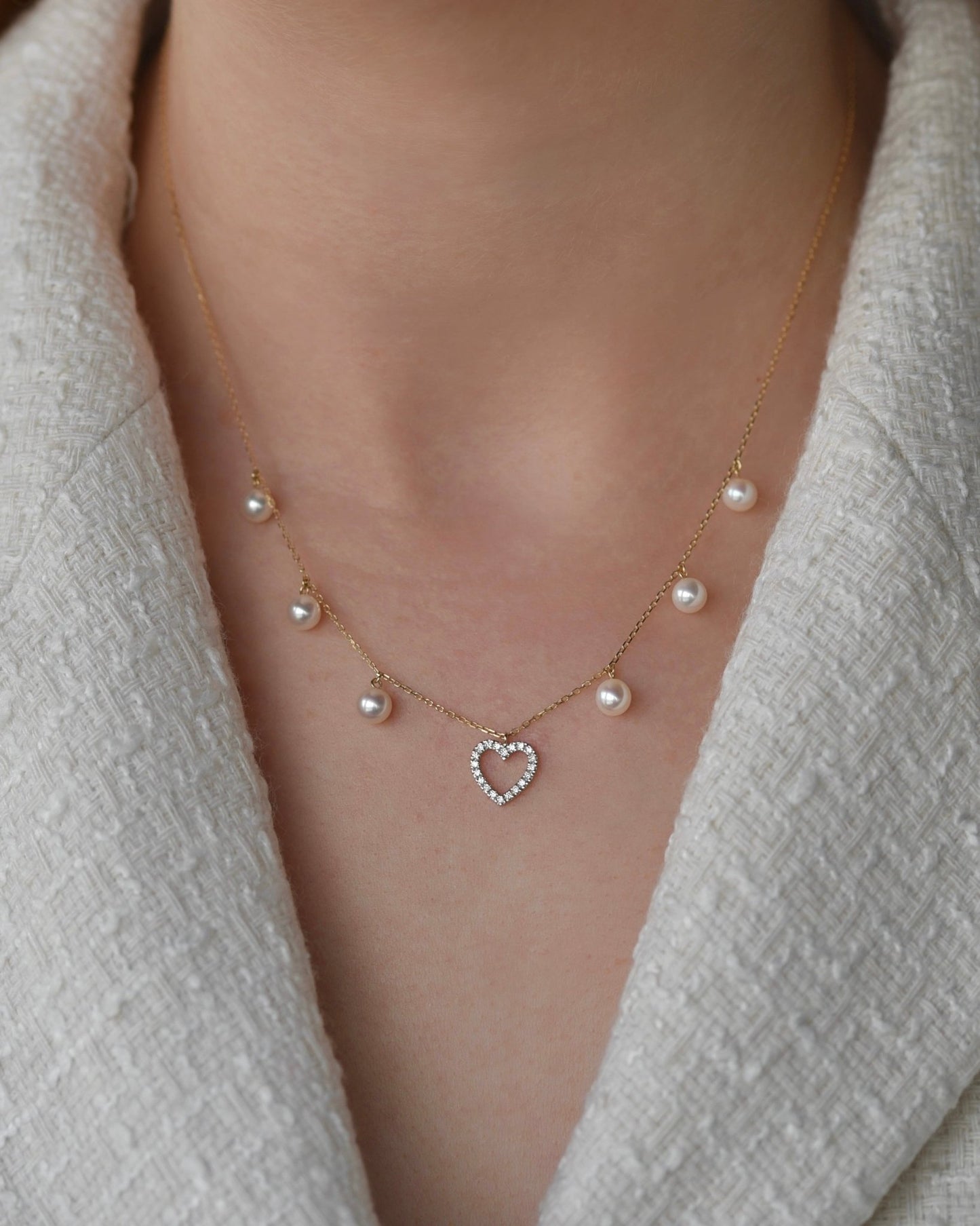 Mariel Necklace in Diamond & Pearl - 18k Gold - Lynor