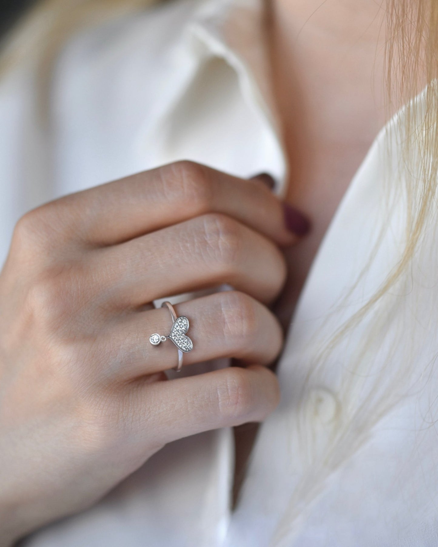 Marlow Ring in Diamond - 18k Gold - Lynor