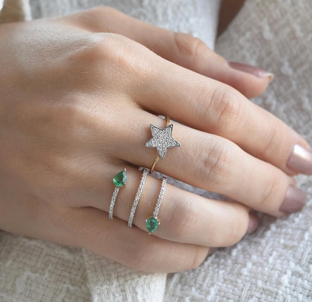Star Ring in Diamond - 18k Gold - Lynor