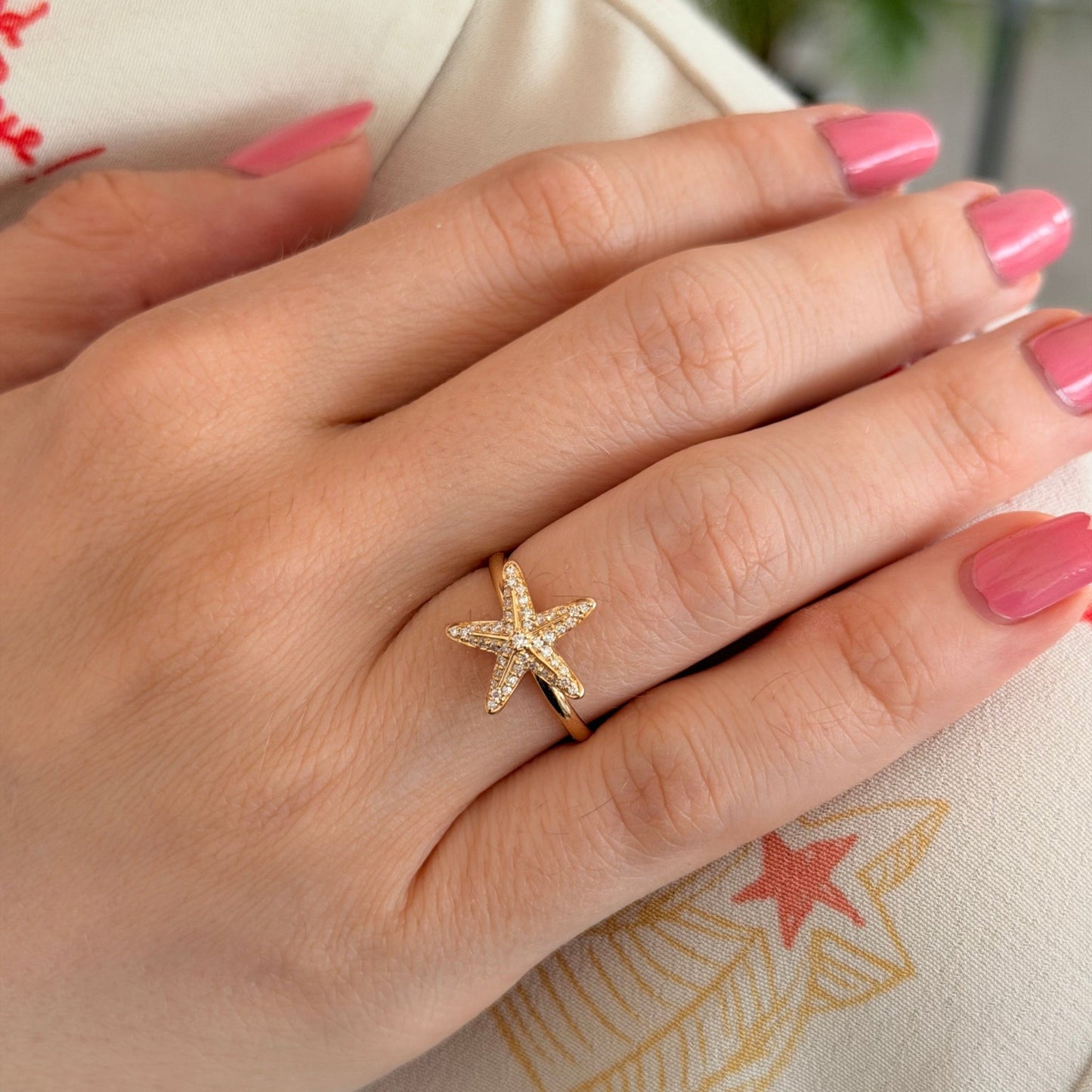 Starfish Ring in Diamond - 18k Gold - Lynor