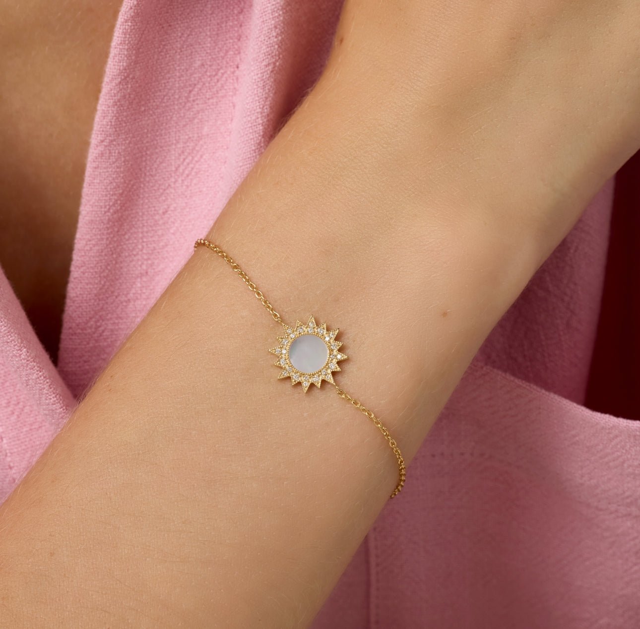Sunbeam Bracelet in Diamond and Mother of Pearl - 18k Gold - Lynor