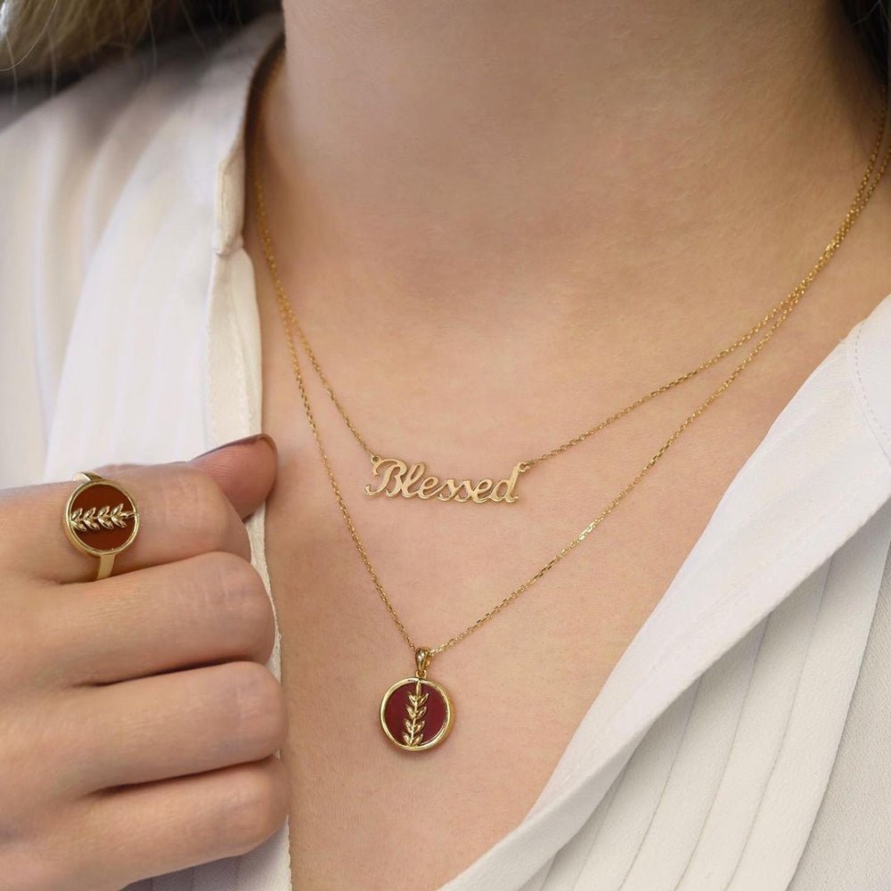 Fortuna Ring in Carnelian - 18k Gold - Ly