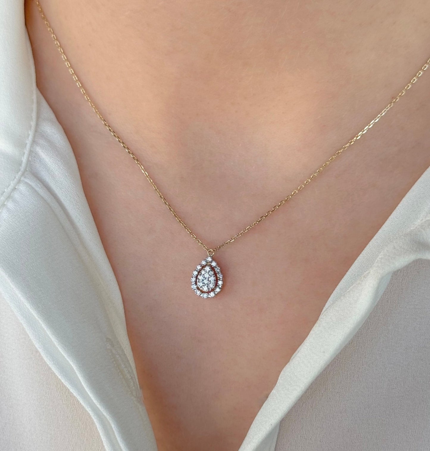 Alessia Necklace in Diamond - 18k Gold - Lynor