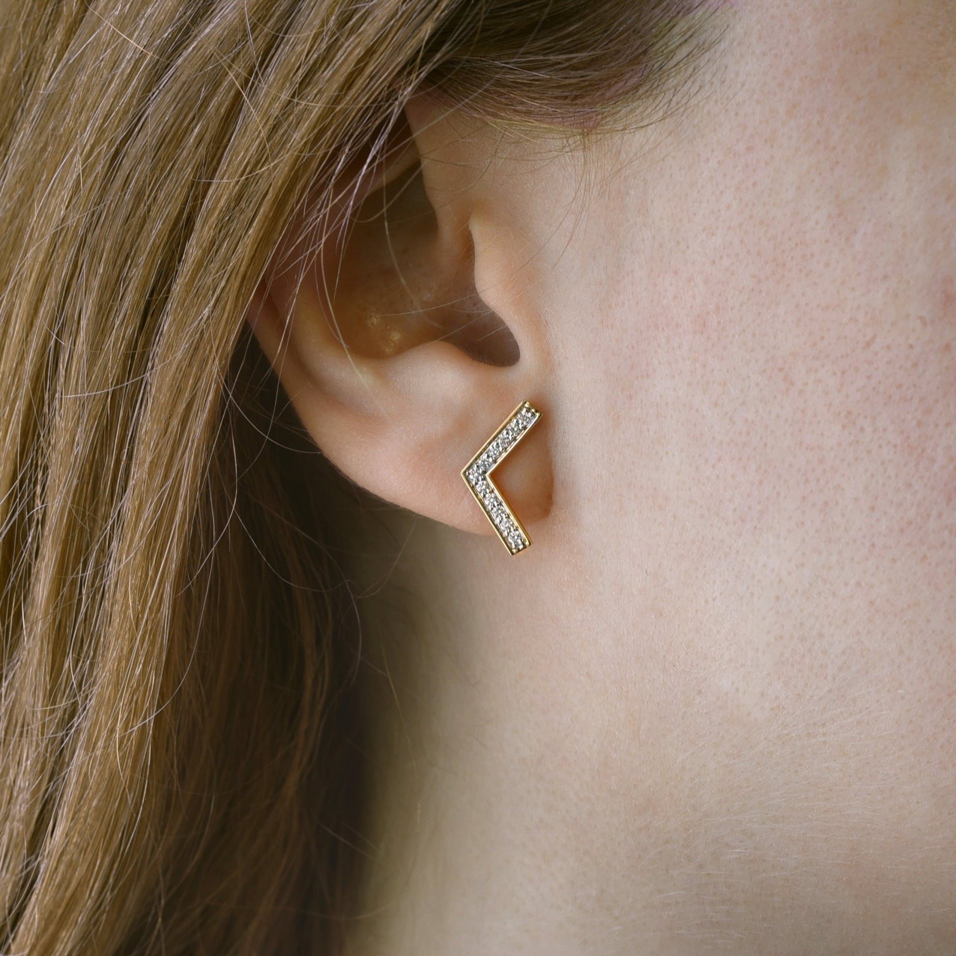 Arlene Earrings in Diamond - 18k Gold - Lynor