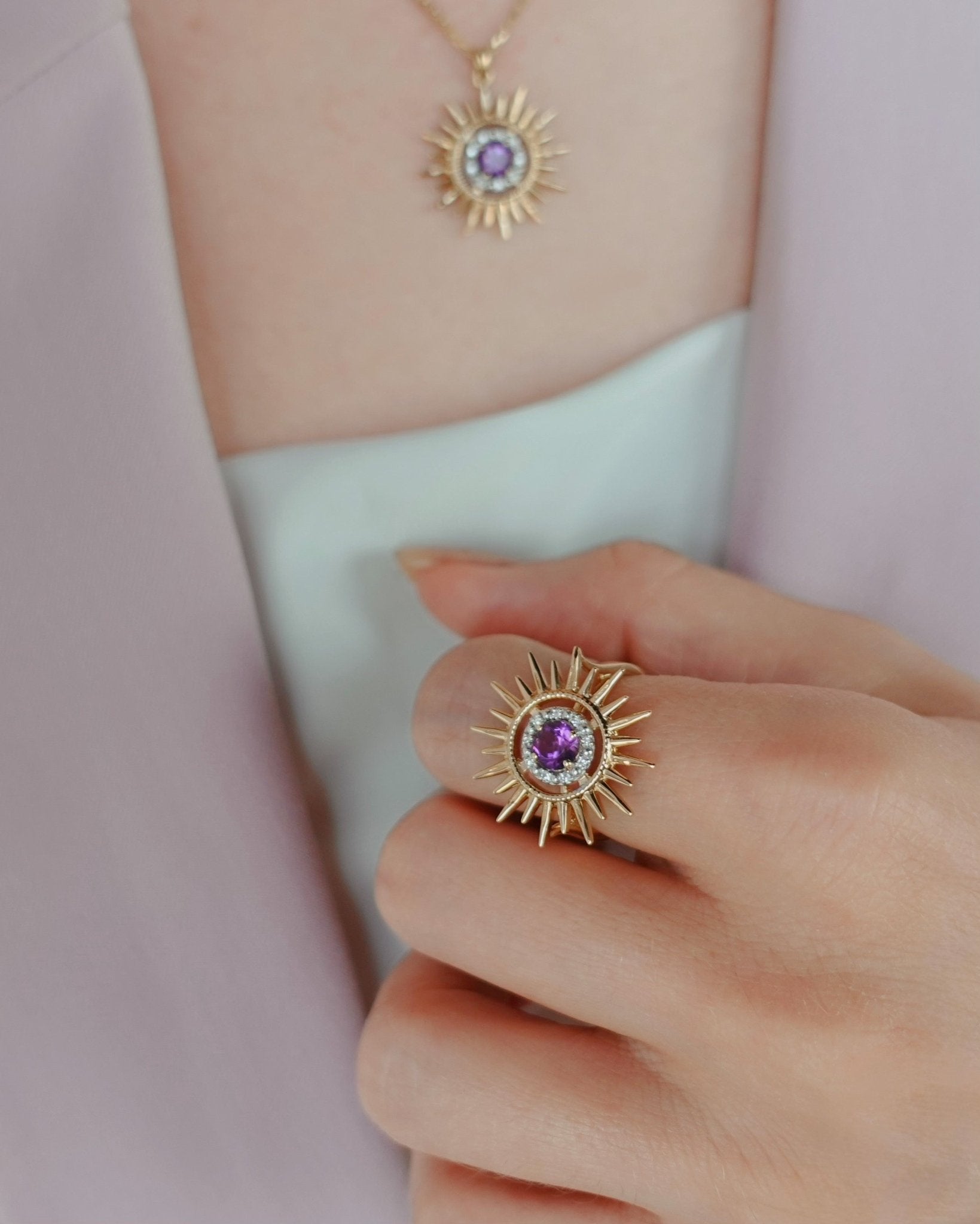 Aurore Sun Ring in Diamond and Amethyst - 18k Gold - Lynor