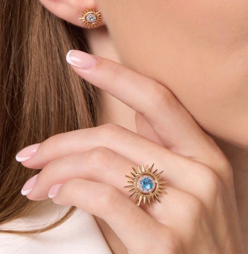 Aurore Sun Ring in Diamond and Topaz - 18k Gold - Lynor