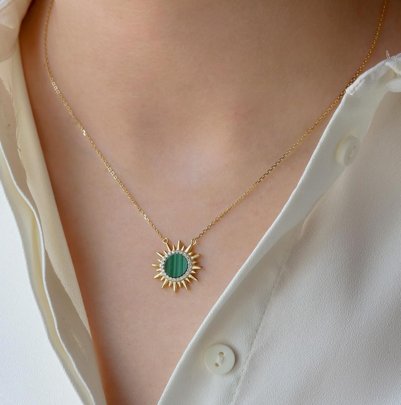 Clara Necklace in Diamond and Malachite - 18k Gold - Lynor