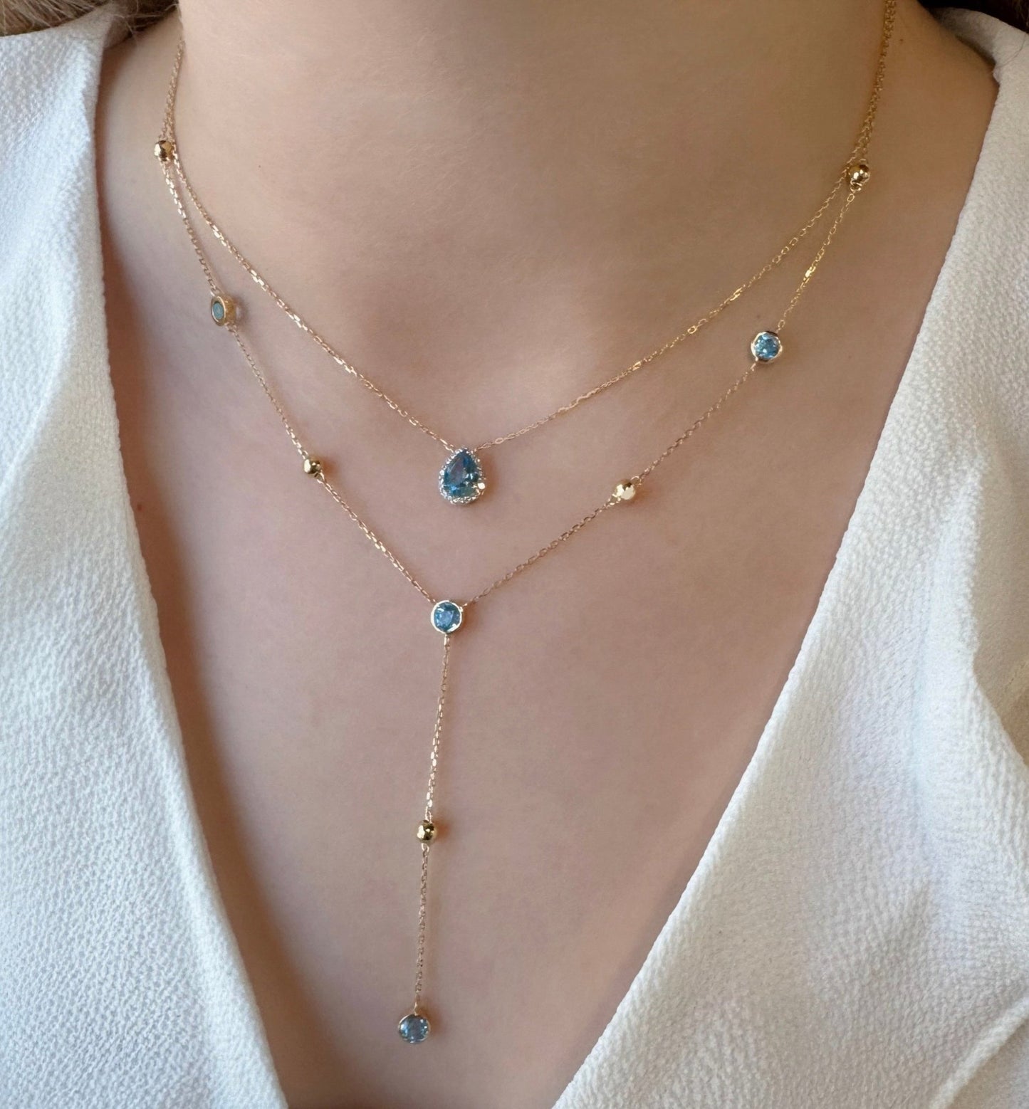 Garda Necklace in Diamond and Topaz - 18k Gold - Lynor