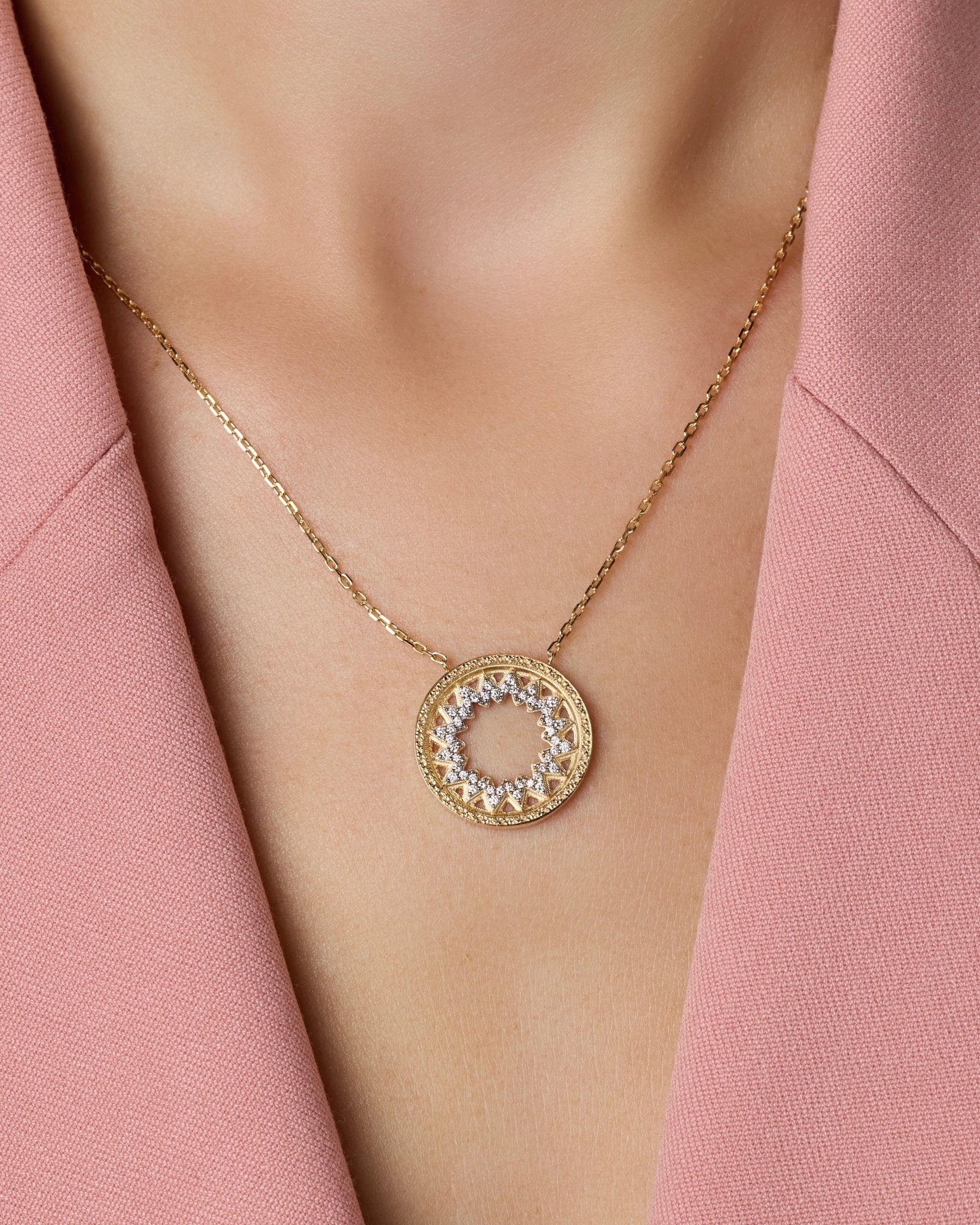 Granada Necklace in Diamond - 18k Gold - Lynor
