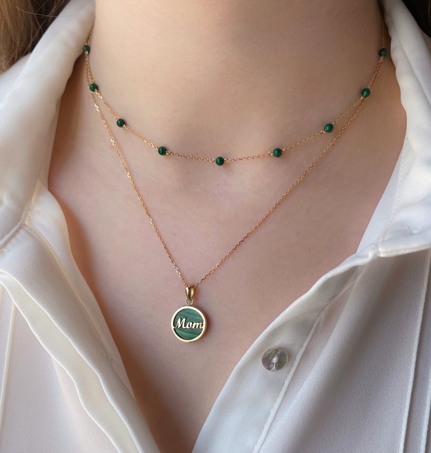 Mom Icon Necklace in Green Malachite - 18k Gold - Lynor