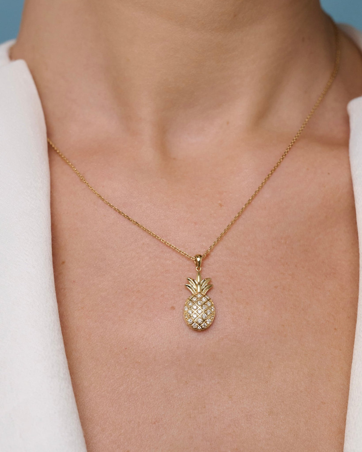 Pineapple Necklace in Diamond - 18k Gold - Lynor