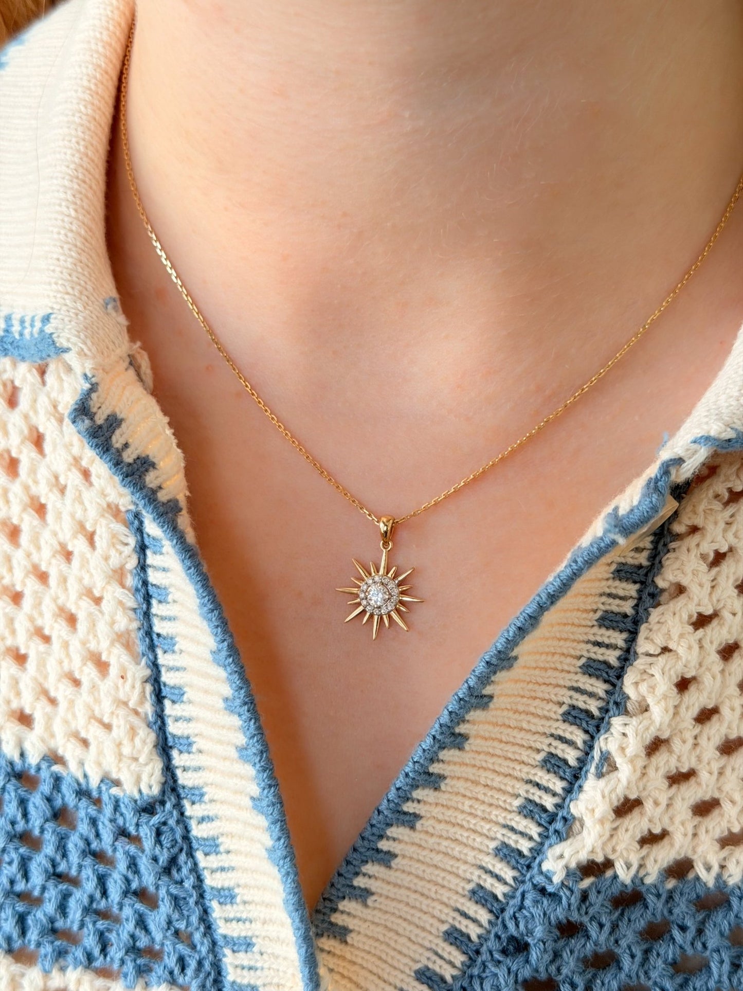 Sola Necklace in Diamond - 18k Gold - Lynor