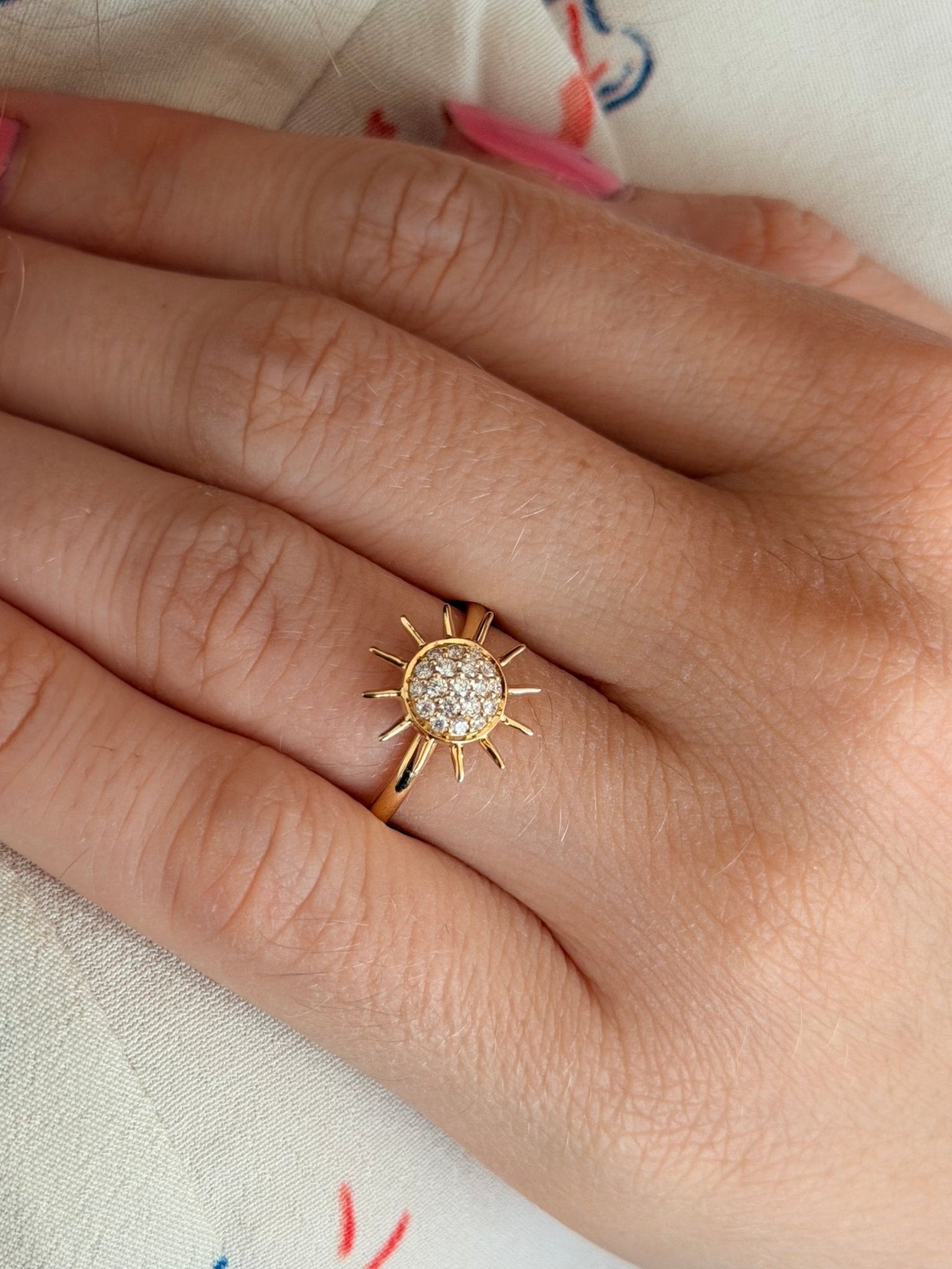 Summer Sun Ring in Diamond - 18k Gold - Lynor