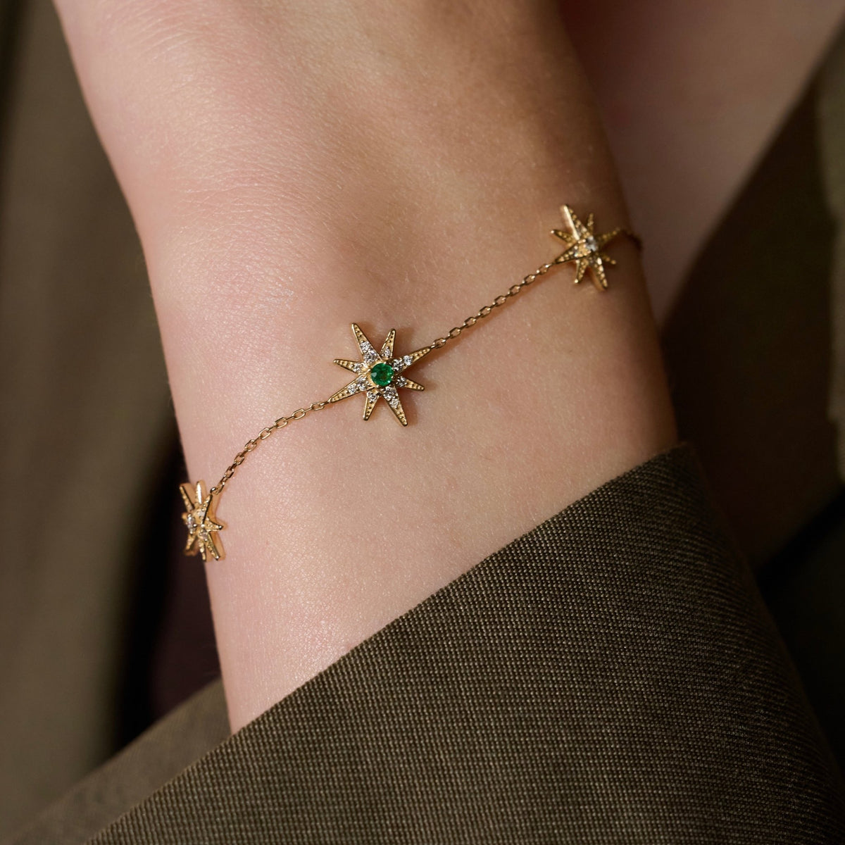 Trio Astra Bracelet in Diamond and Emerald - 18k Gold - Lynor