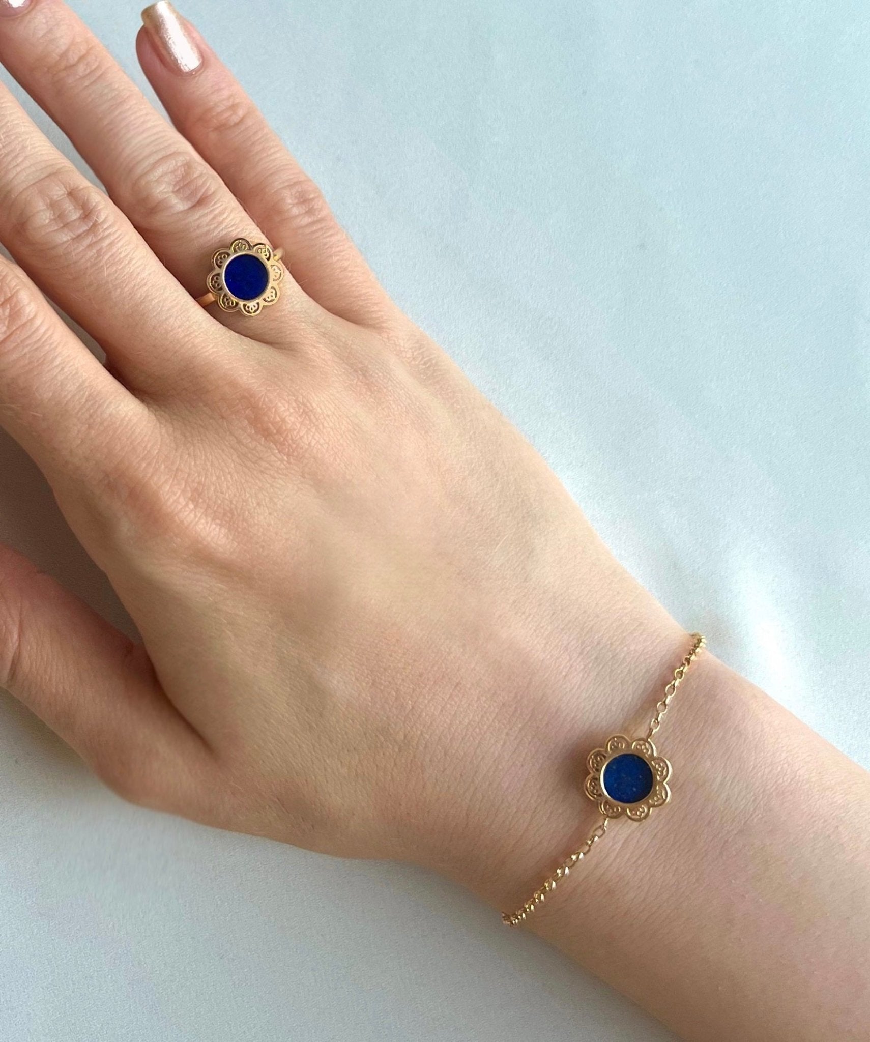 Floral Bracelet in Lapis Lazuli - 18k Gold - Lynor