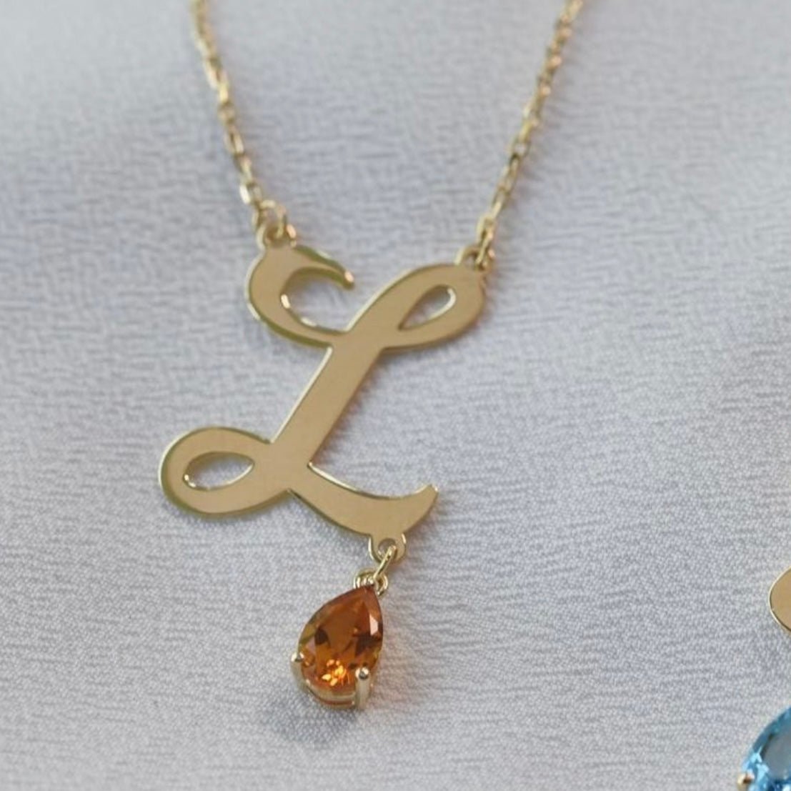Initial Necklace in Citrine - 18k Gold - Lynor