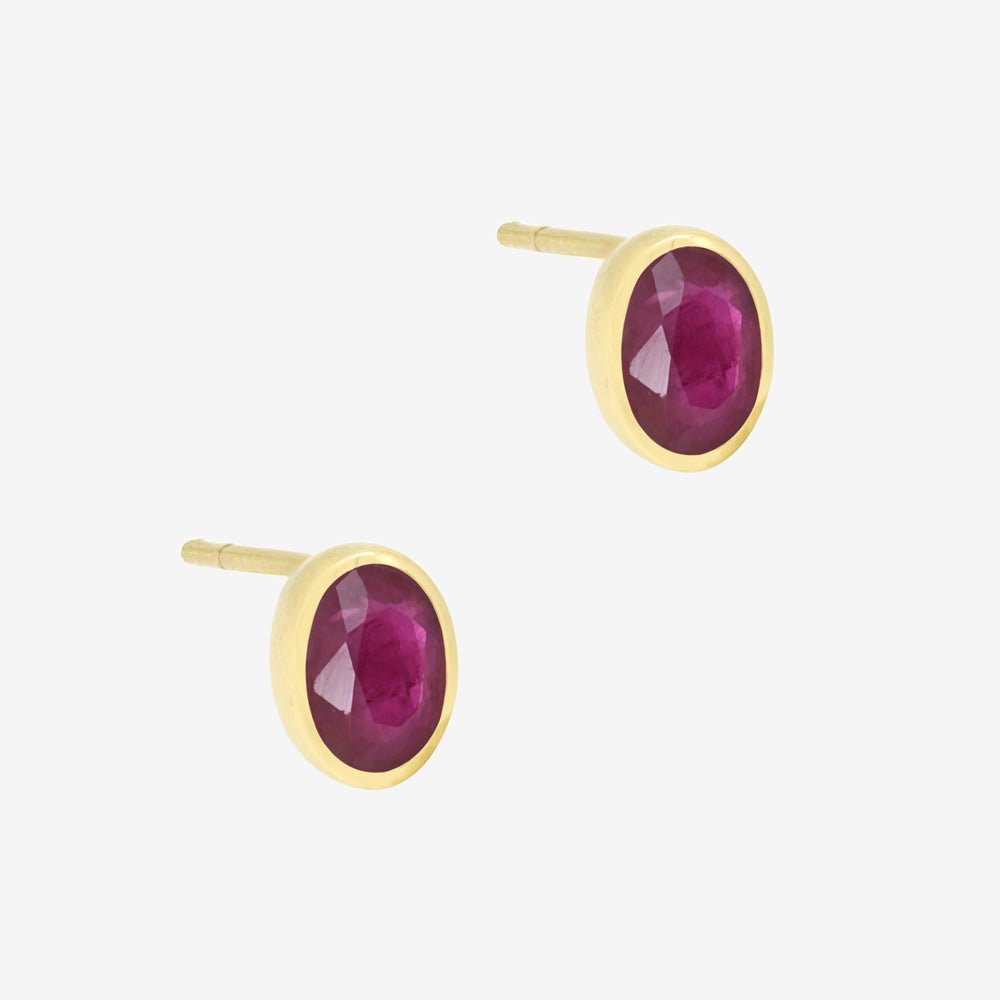 Oval Earrings in Ruby - 18k Gold - Ly