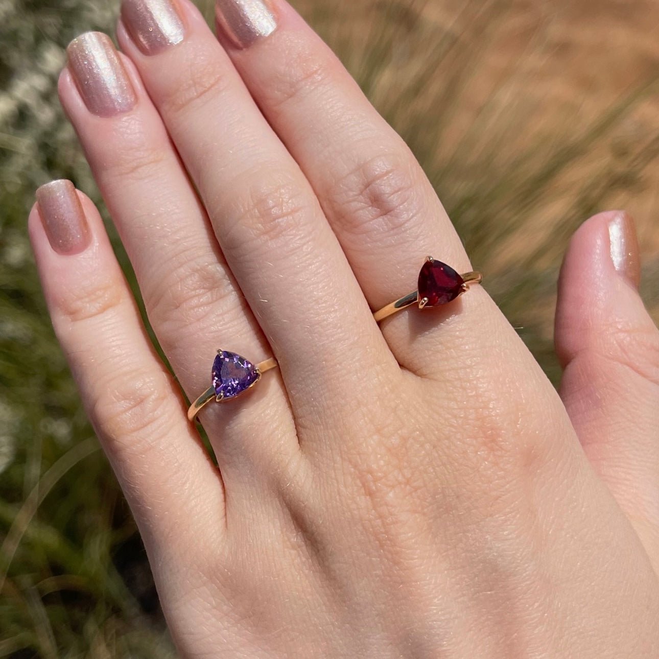 Trilliant Ring in Amethyst - 18k Gold - Ly