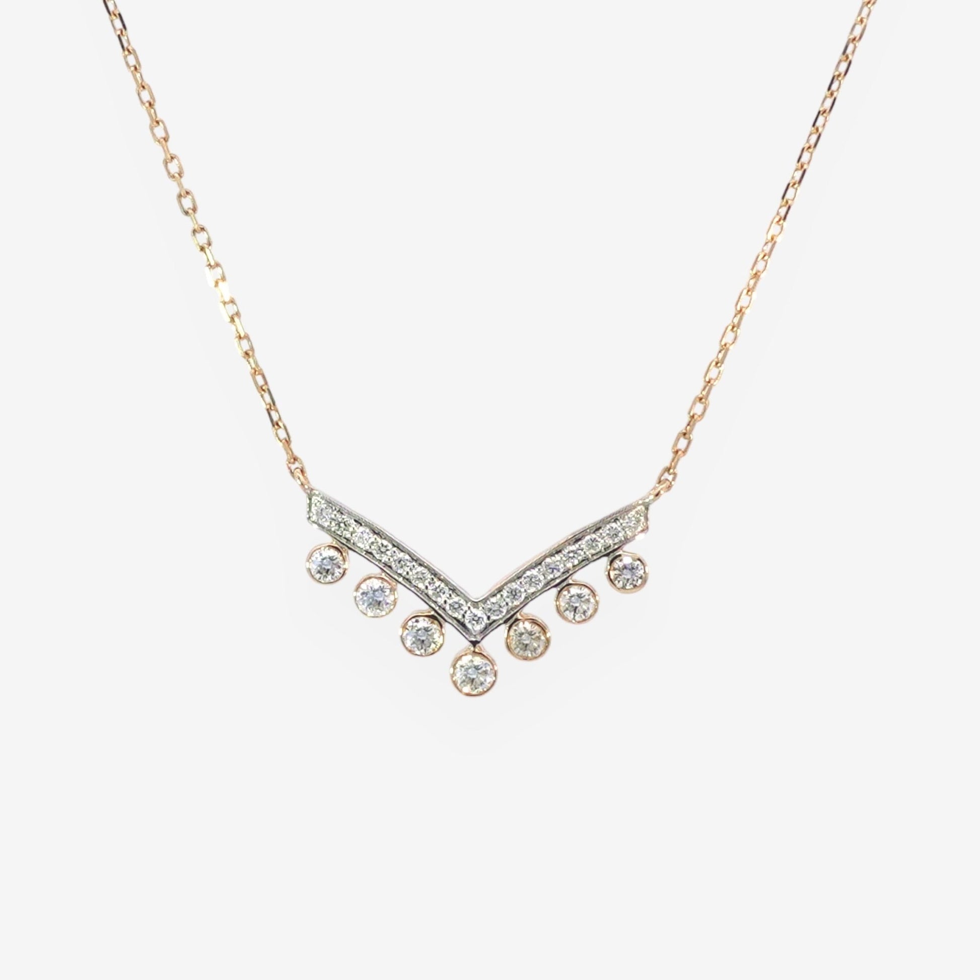 Victory Necklace in Diamond - 18k Gold - Lynor